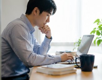 試験日を設定するステップ